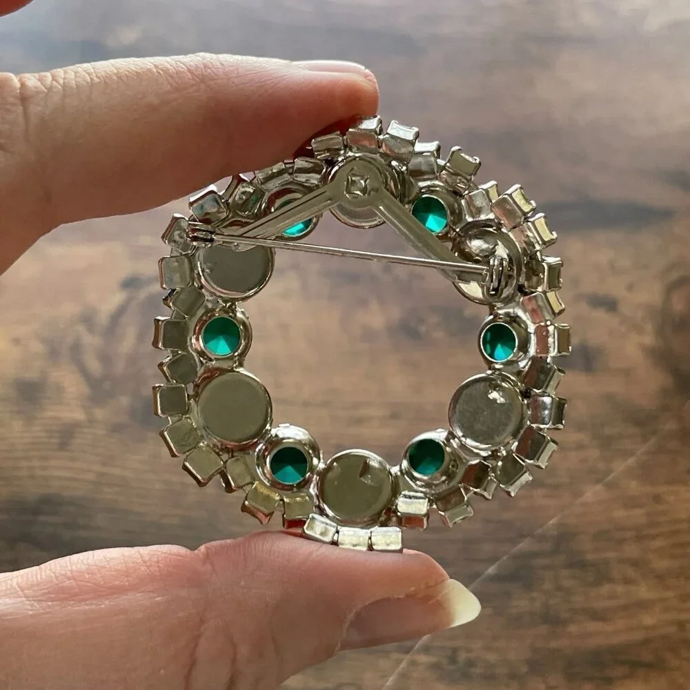 Vintage 1950s Rhinestone Brooch Clear Green Layered Domed Round Wreath Holiday